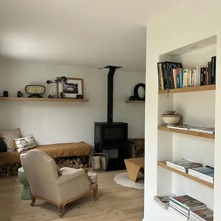 Charming House In Lyons-la-Forêt